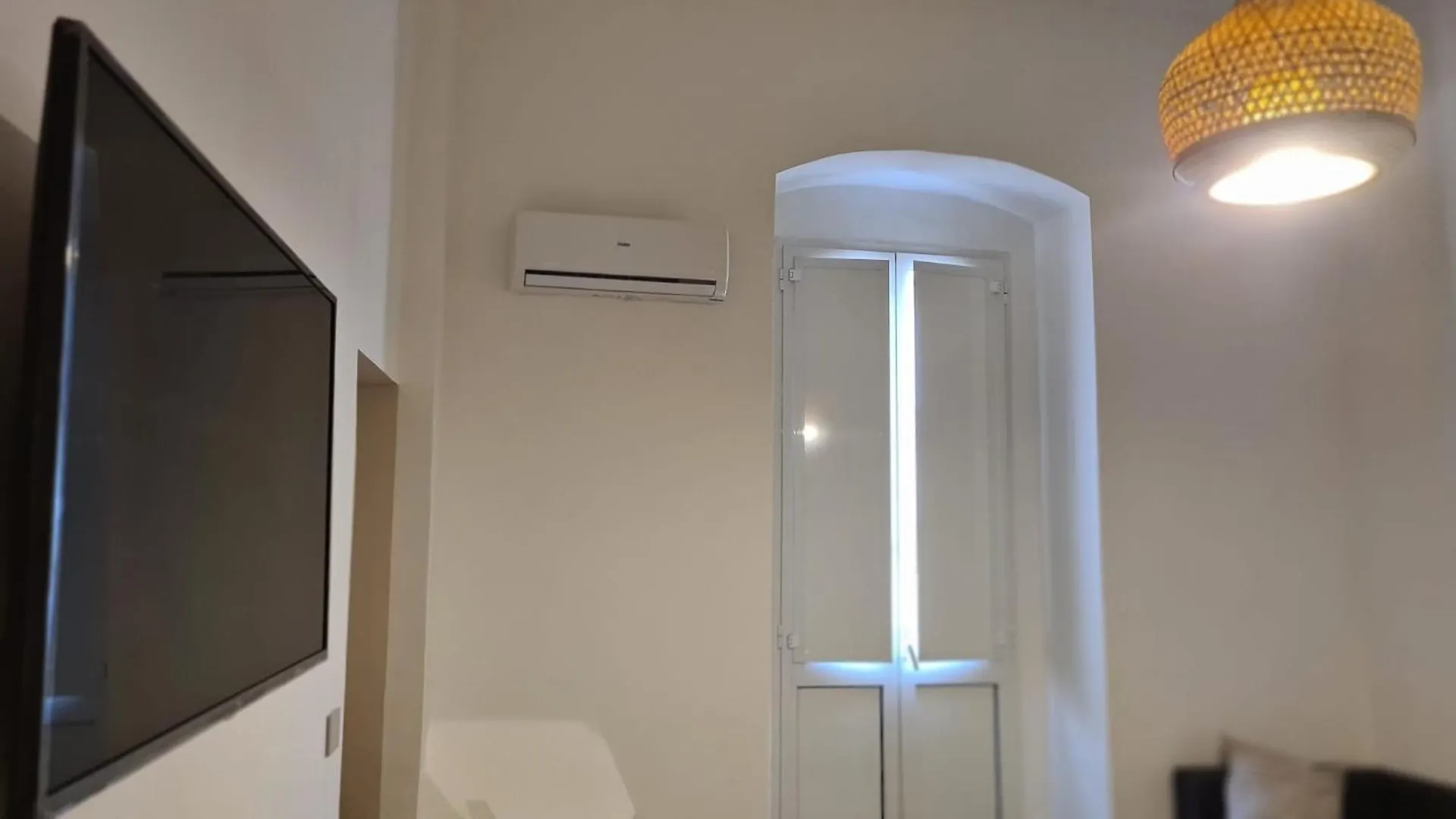 Bona Sforza Suites Бари Отель типа 